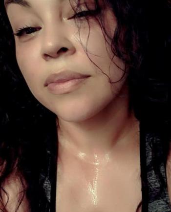 310-953-3370, 25  female escort, Victoria