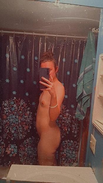 Snow White , 30  female escort, Victoria